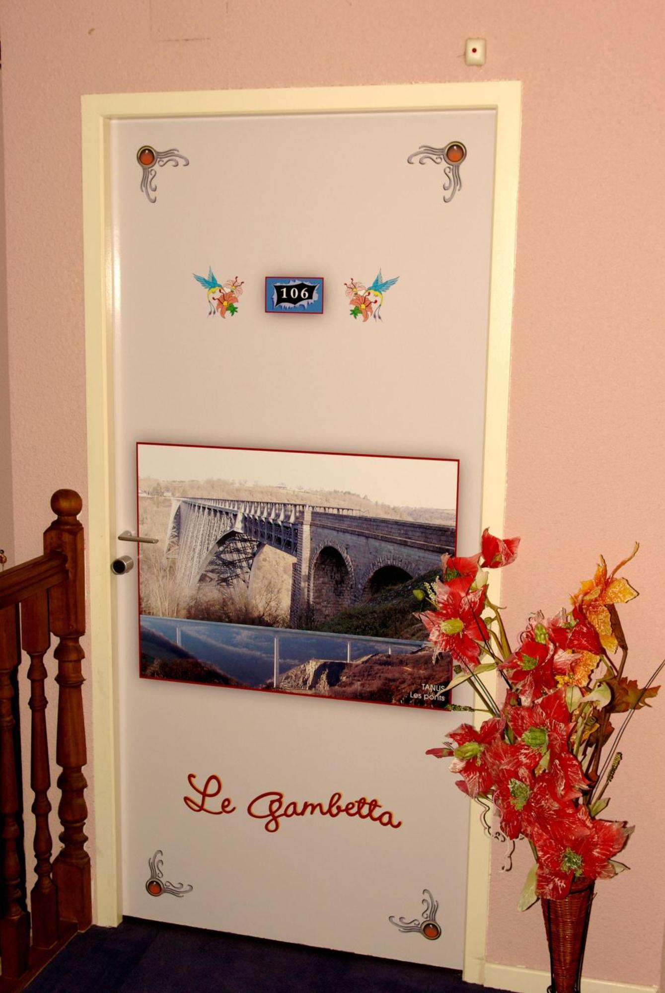 Hotel Le Gambetta Carmaux Eksteriør bilde