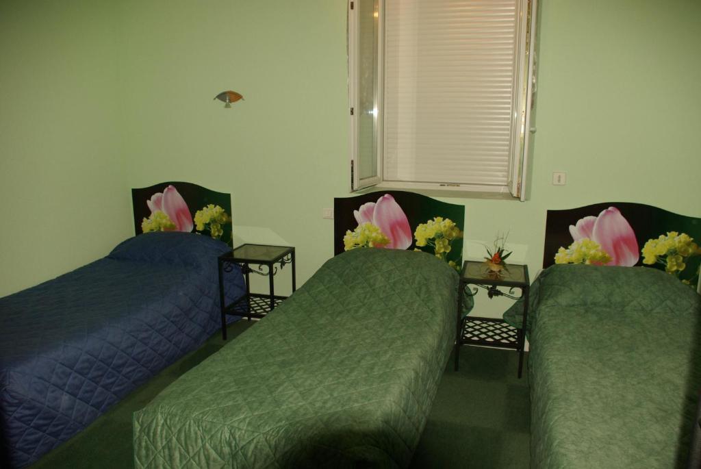 Hotel Le Gambetta Carmaux Rom bilde