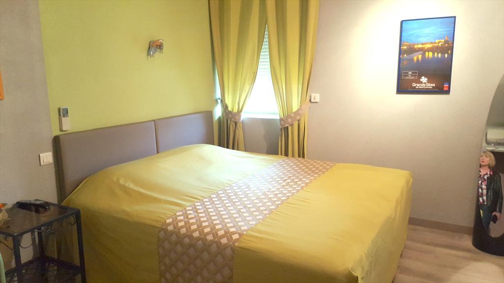 Hotel Le Gambetta Carmaux Eksteriør bilde